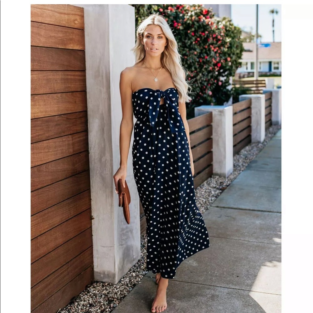 🆕 ↙️ VINTAGE POLKA➖DOT MAXI 🔹